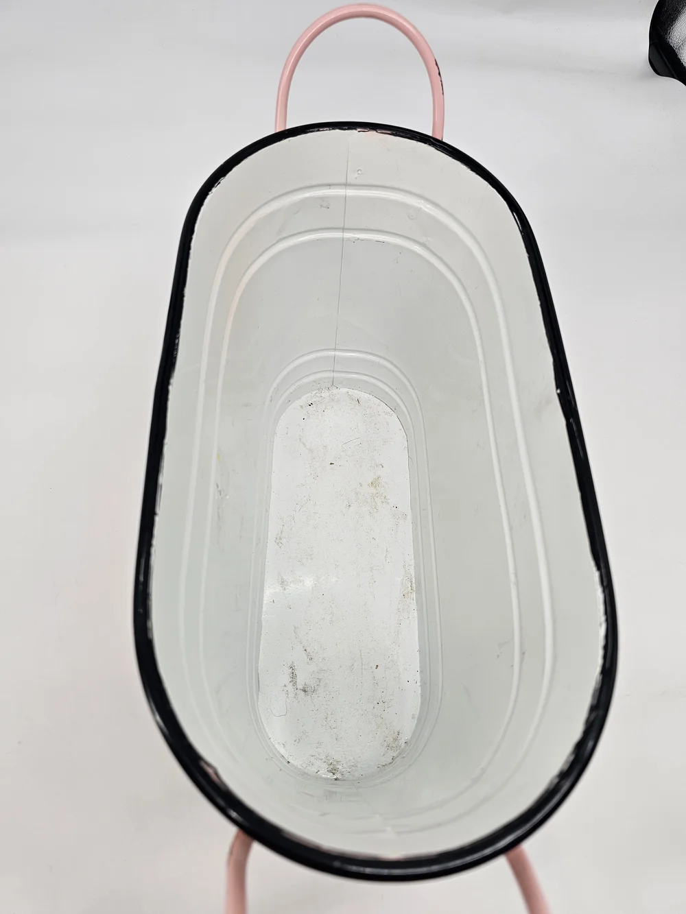 Organic Product Pink Poultry Scratch Feed Metal Tub